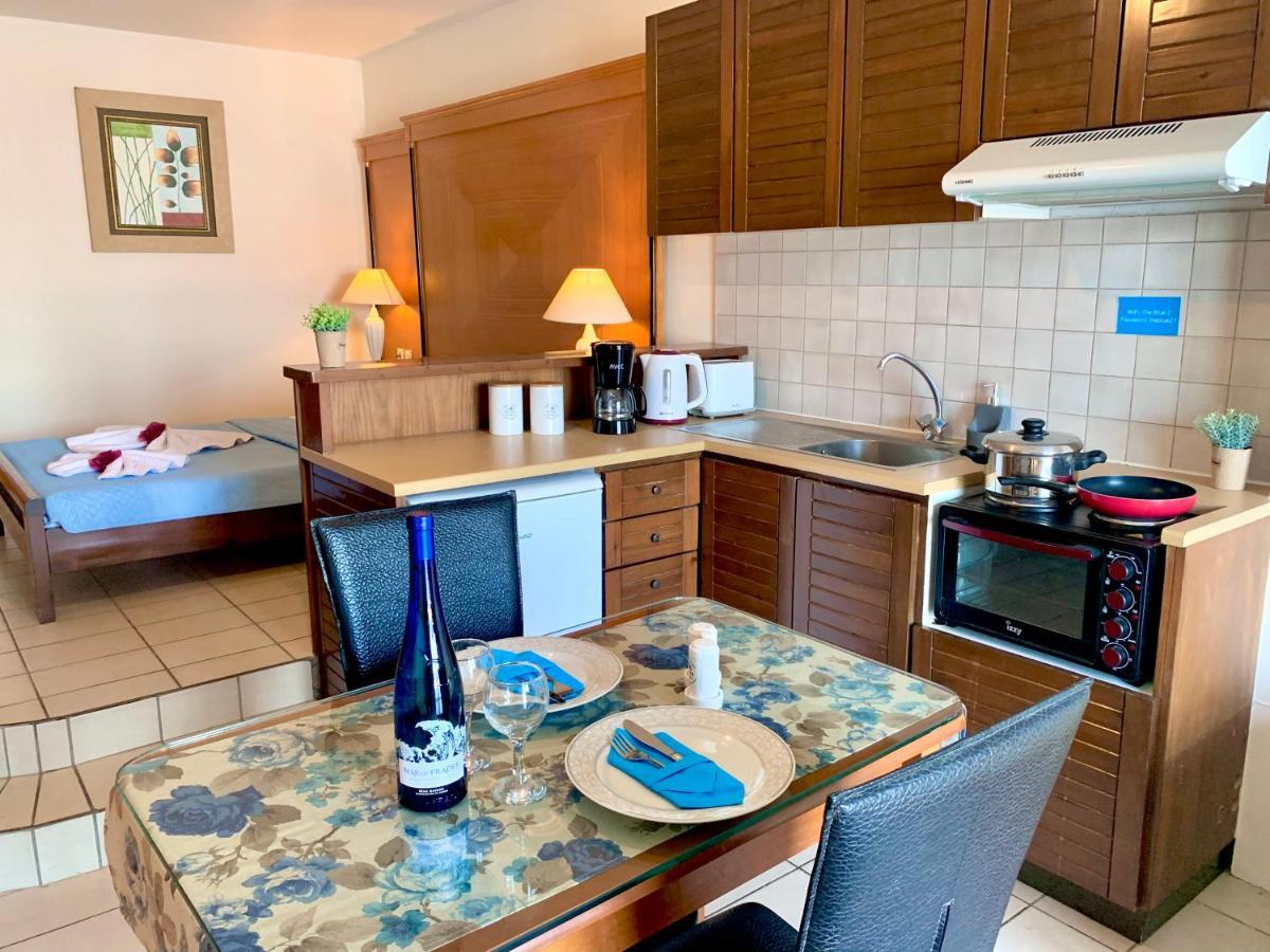 The Blue Apartments Херсонисос Екстериор снимка